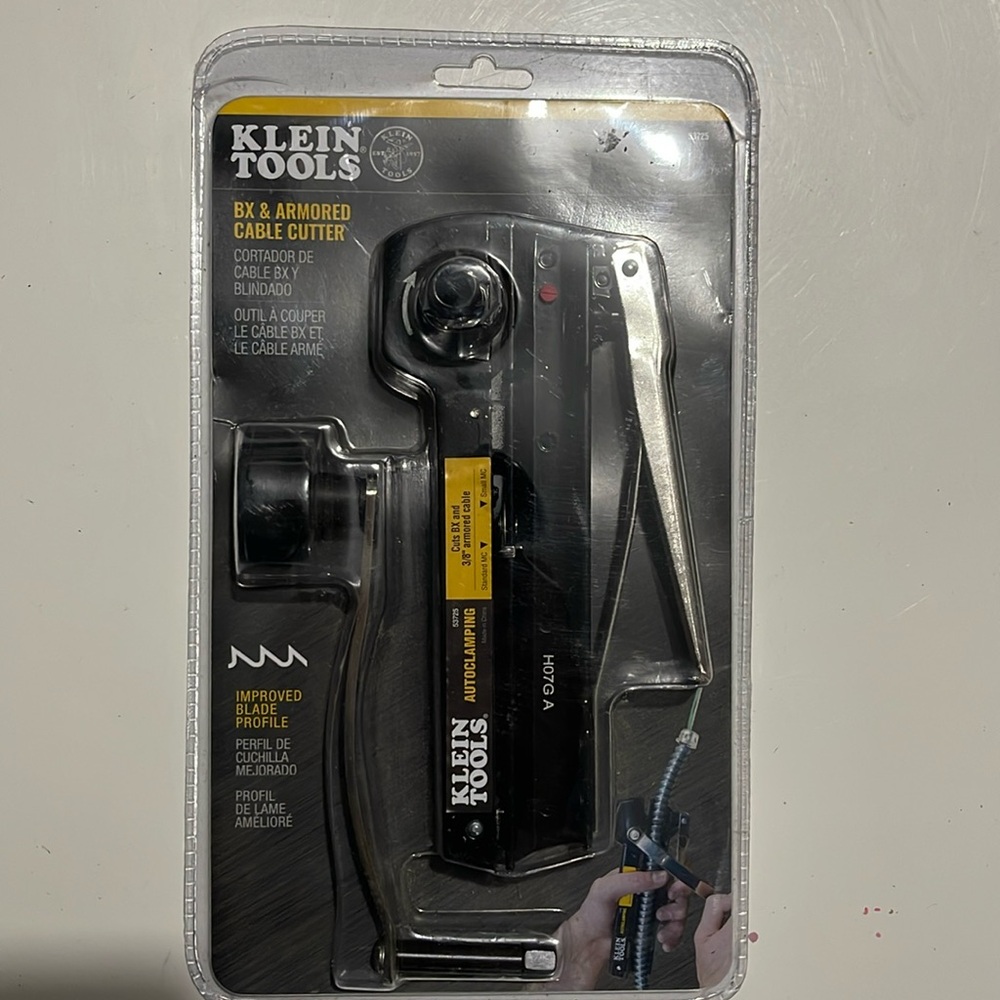 Klein Tools Armored Cable Cutter, NEW Unopened
